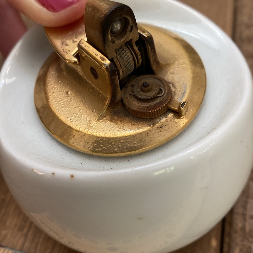Vintage Ronson table lighter - Picture 6 of 8